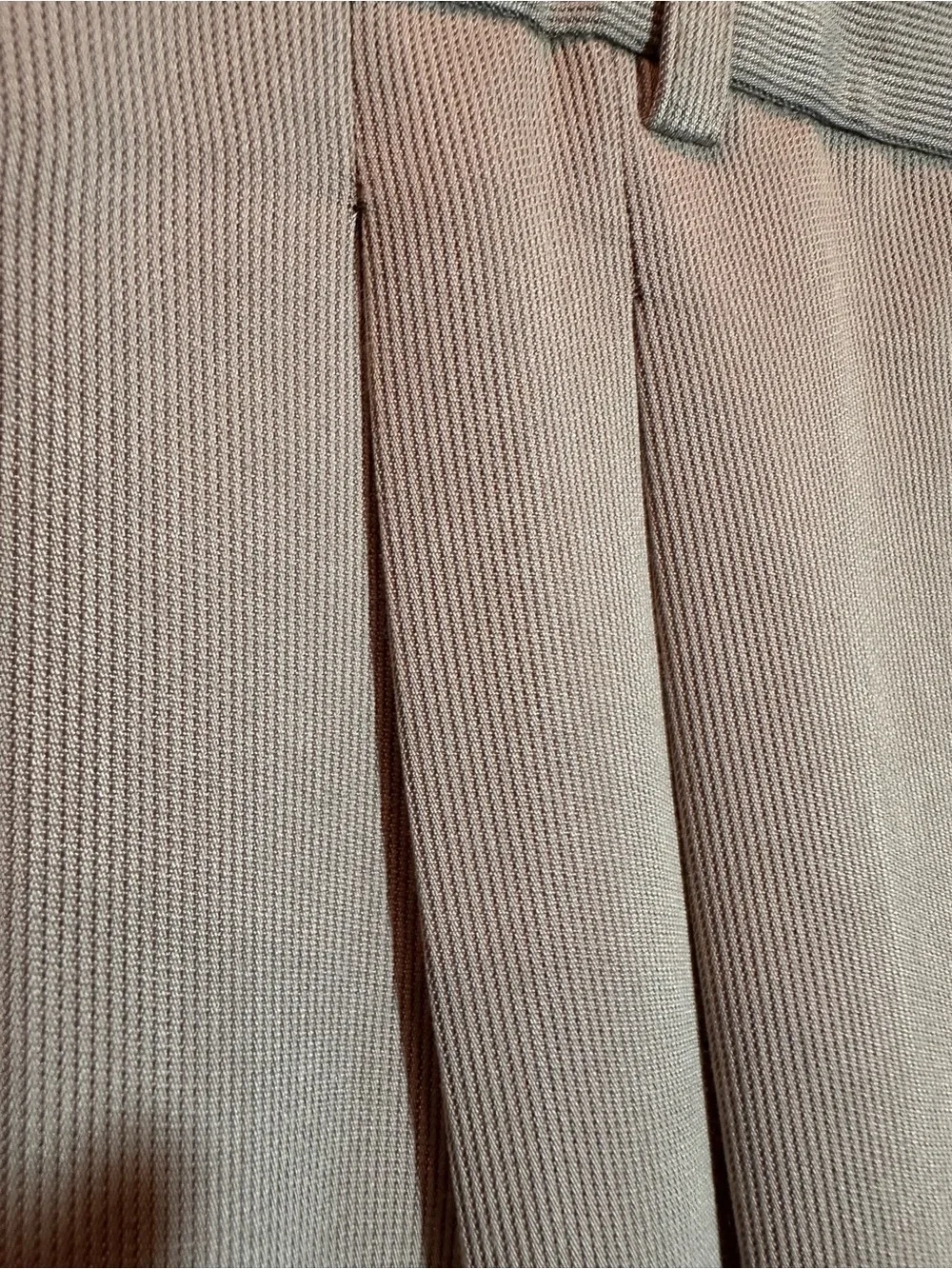 Bugatchi Uomo Slacks Dress Pants Pleated Front Cuffed Bottom 38x36 Solid Tan EUC